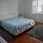 Veronika Appartamento Jezera